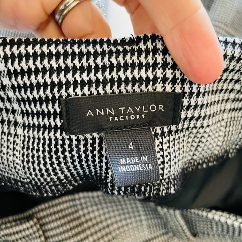 Ann TAylor Pant Trouser Houndstooth Herringbone Plaid Black White Winter Classic - Picture 7 of 9